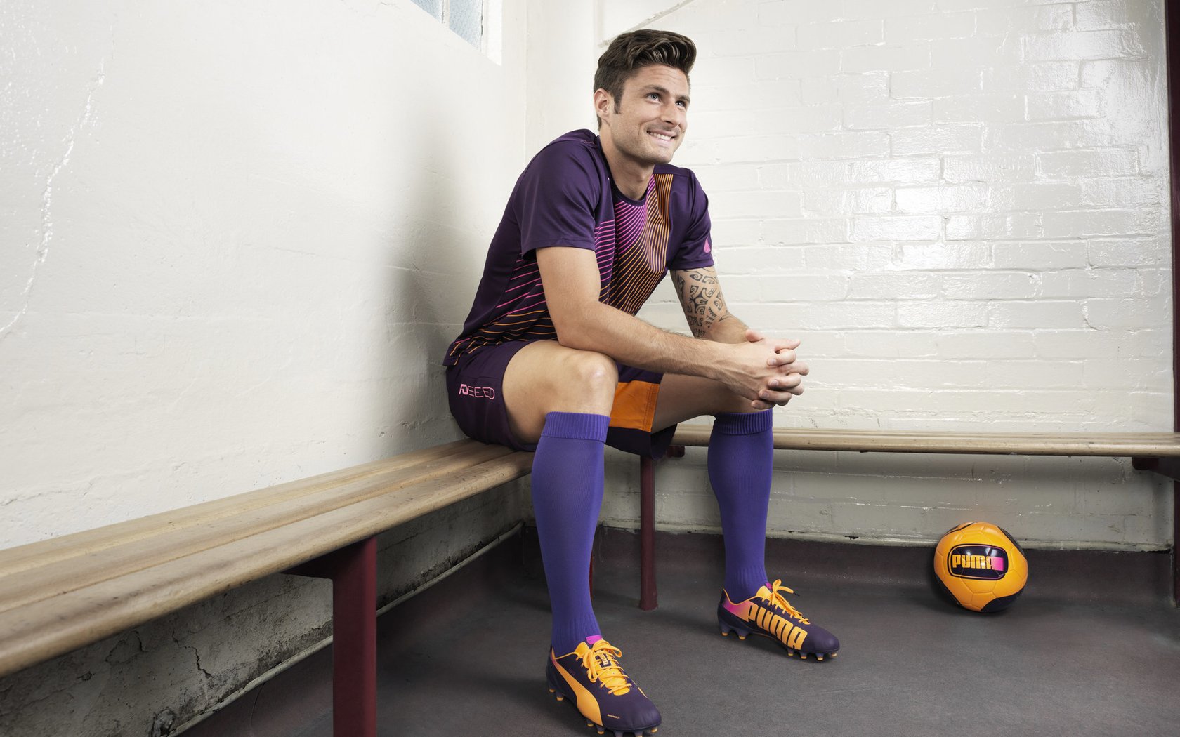 TheShy爆冷击败中国队,出色防守引爆全场!